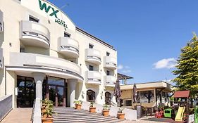 Wx Hotel